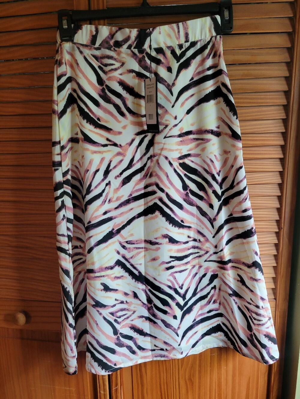 NWT - Kendall & Kylie Blush Print A Line Skirt - Pink, Black, Cream